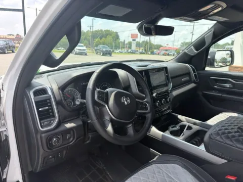 More photos of 2022 Ram 1500 Big Horn/Lone Star at Jerry Hunt Supercenter - Lexington, NC