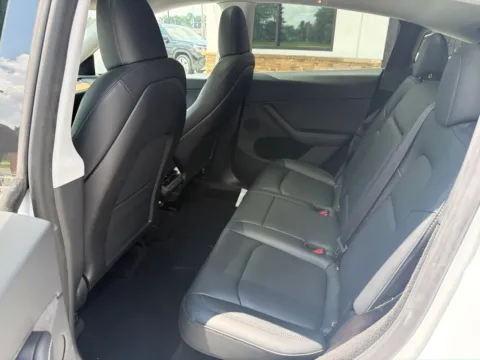 More photos of 2023 Tesla Model Y Long Range at Jerry Hunt Supercenter - Lexington, NC