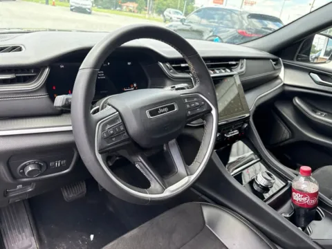 More photos of 2024 Jeep Grand Cherokee L Altitude X at Jerry Hunt Supercenter - Lexington, NC