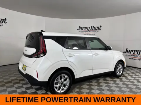 More photos of 2025 Kia Soul LX at Jerry Hunt Supercenter - Lexington, NC
