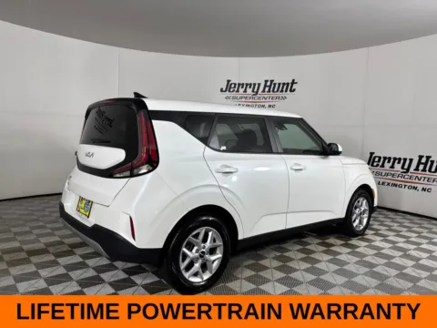 More photos of 2025 Kia Soul LX at Jerry Hunt Supercenter - Lexington, NC