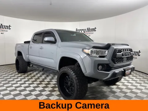 More photos of 2021 Toyota Tacoma SR5 at Jerry Hunt Supercenter - Lexington, NC
