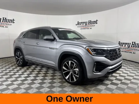 More photos of 2024 Volkswagen Atlas Cross Sport 2.0T SEL Premium R-Line at Jerry Hunt Supercenter - Lexington, NC