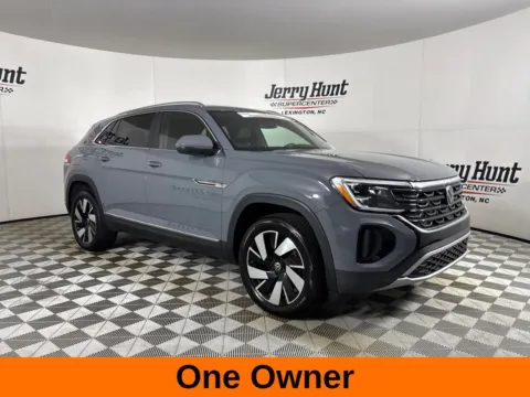 More photos of 2025 Volkswagen Atlas Cross Sport 2.0T SEL at Jerry Hunt Supercenter - Lexington, NC
