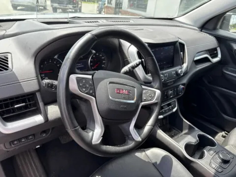 More photos of 2023 GMC Terrain SLT at Jerry Hunt Supercenter - Lexington, NC