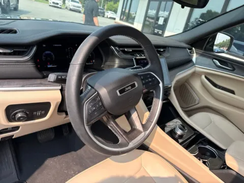 More photos of 2023 Jeep Grand Cherokee L Limited at Jerry Hunt Supercenter - Lexington, NC