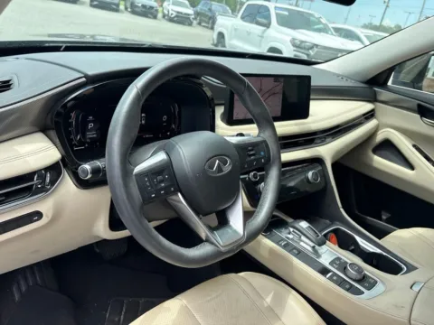 More photos of 2023 INFINITI QX60 LUXE at Jerry Hunt Supercenter - Lexington, NC