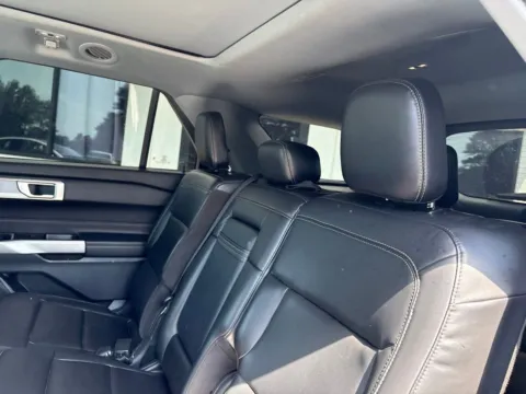 More photos of 2023 Ford Explorer XLT at Jerry Hunt Supercenter - Lexington, NC