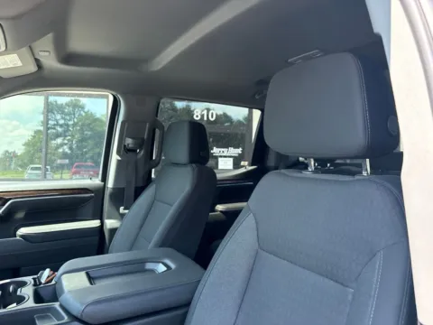 Another view of 2024 GMC Sierra 1500 Elevation for sale in Lexington, NC at Jerry Hunt Supercenter - Lexington