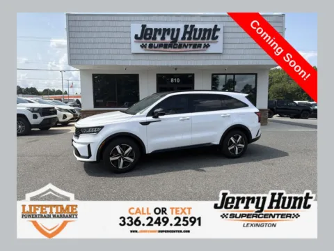 White 2023 Kia Sorento EX for sale in Lexington, NC