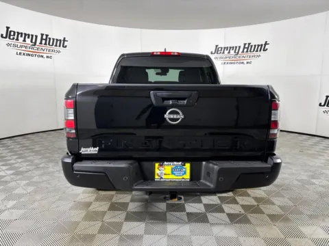More photos of 2022 Nissan Frontier S at Jerry Hunt Supercenter - Lexington, NC