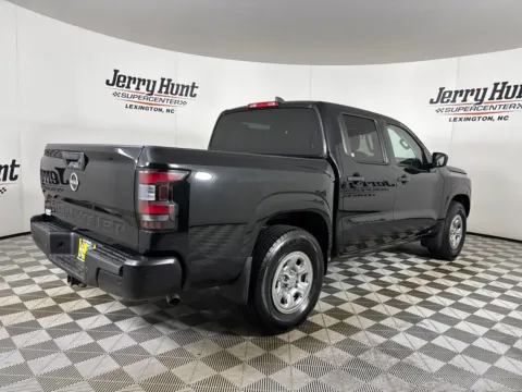 More photos of 2022 Nissan Frontier S at Jerry Hunt Supercenter - Lexington, NC