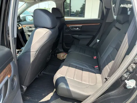 More photos of 2022 Honda CR-V Touring at Jerry Hunt Supercenter - Lexington, NC