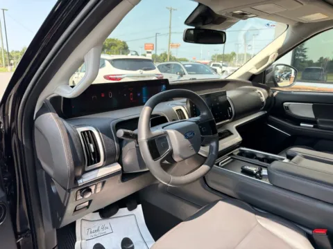 More photos of 2025 Ford Expedition Active at Jerry Hunt Supercenter - Lexington, NC