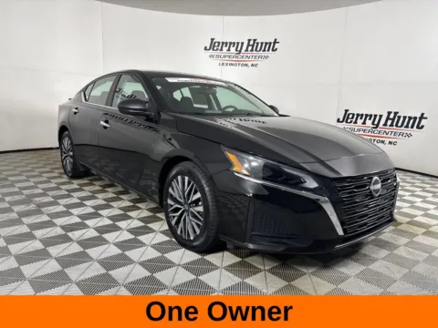 More photos of 2025 Nissan Altima 2.5 SV at Jerry Hunt Supercenter - Lexington, NC