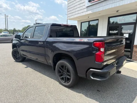 More photos of 2022 Chevrolet Silverado 1500 Custom at Jerry Hunt Supercenter - Lexington, NC