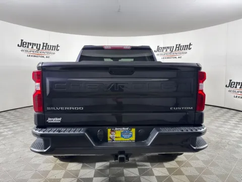 More photos of 2022 Chevrolet Silverado 1500 Custom at Jerry Hunt Supercenter - Lexington, NC