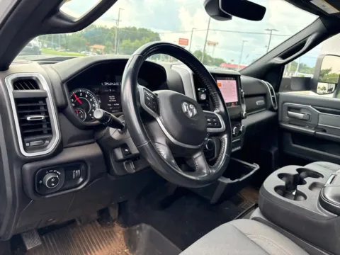 More photos of 2022 Ram 2500 Big Horn at Jerry Hunt Supercenter - Lexington, NC