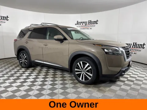 More photos of 2024 Nissan Pathfinder Platinum at Jerry Hunt Supercenter - Lexington, NC