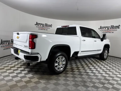 More photos of 2025 Chevrolet Silverado 3500 HD High Country at Jerry Hunt Supercenter - Lexington, NC
