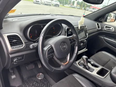 More photos of 2021 Jeep Grand Cherokee Laredo X at Jerry Hunt Supercenter - Lexington, NC