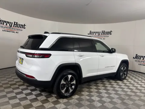 More photos of 2022 Jeep Grand Cherokee 4xe at Jerry Hunt Supercenter - Lexington, NC