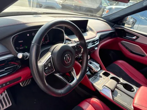 More photos of 2022 Acura MDX A-Spec at Jerry Hunt Supercenter - Lexington, NC