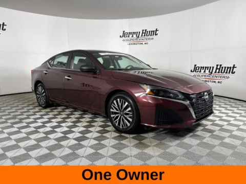 More photos of 2025 Nissan Altima 2.5 SV at Jerry Hunt Supercenter - Lexington, NC