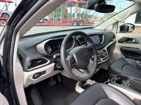 Another view of 2024 Chrysler Pacifica Touring L for sale in Lexington, NC at Jerry Hunt Supercenter - Lexington
