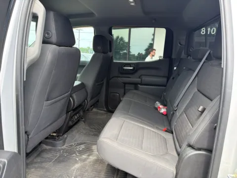 More photos of 2021 Chevrolet Silverado 1500 LT at Jerry Hunt Supercenter - Lexington, NC