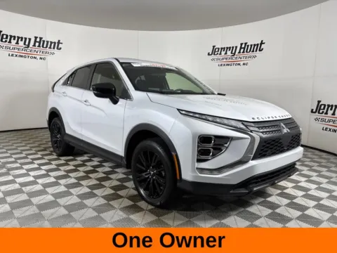 More photos of 2024 Mitsubishi Eclipse Cross LE at Jerry Hunt Supercenter - Lexington, NC