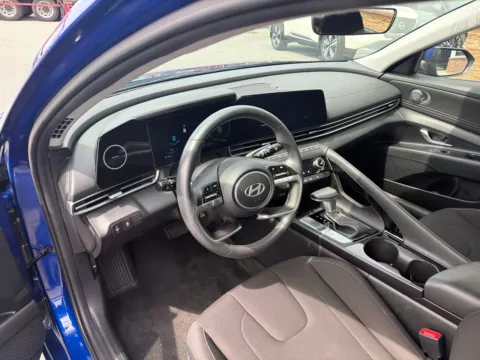 More photos of 2025 Hyundai Elantra SEL Convenience at Jerry Hunt Supercenter - Lexington, NC