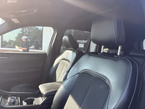 Another view of 2024 Jeep Grand Cherokee Altitude X for sale in Lexington, NC at Jerry Hunt Supercenter - Lexington