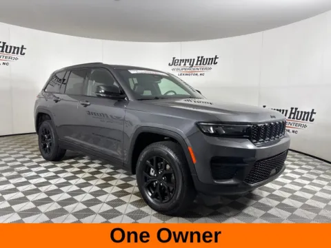 More photos of 2024 Jeep Grand Cherokee Altitude X at Jerry Hunt Supercenter - Lexington, NC