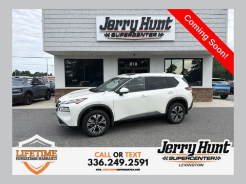 White 2023 Nissan Rogue SV for sale in Lexington, NC