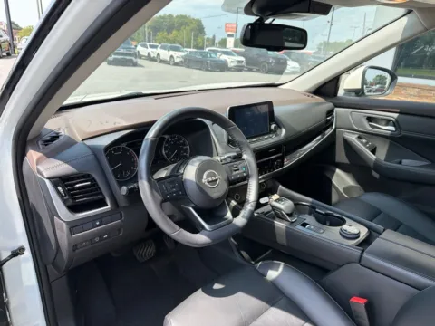 More photos of 2023 Nissan Rogue SL at Jerry Hunt Supercenter - Lexington, NC