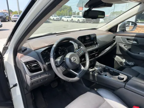 More photos of 2023 Nissan Rogue SL at Jerry Hunt Supercenter - Lexington, NC