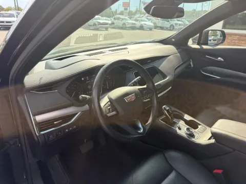 More photos of 2023 Cadillac XT4 Premium Luxury at Jerry Hunt Supercenter - Lexington, NC