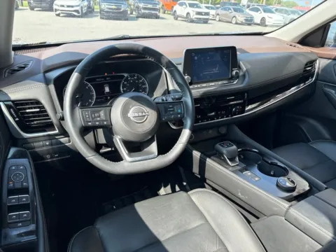 More photos of 2023 Nissan Rogue SL at Jerry Hunt Supercenter - Lexington, NC