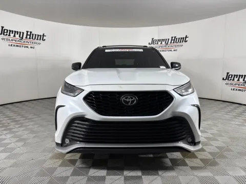 Another view of 2022 Toyota Highlander XSE for sale in Lexington, NC at Jerry Hunt Supercenter - Lexington