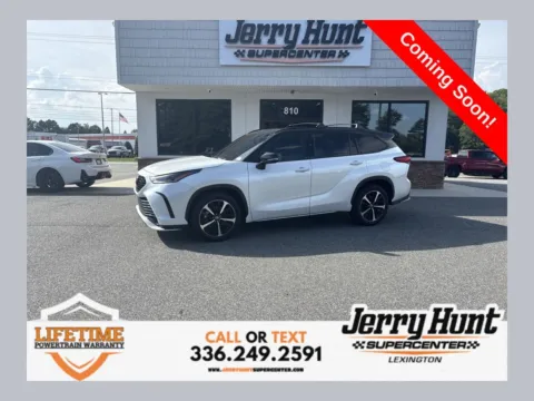 White 2022 Toyota Highlander XSE for sale in Lexington, NC