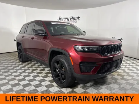 More photos of 2024 Jeep Grand Cherokee Altitude at Jerry Hunt Supercenter - Lexington, NC