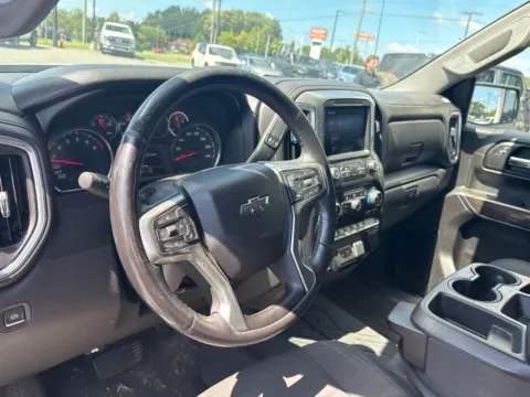 More photos of 2019 Chevrolet Silverado 1500 RST at Jerry Hunt Supercenter - Lexington, NC