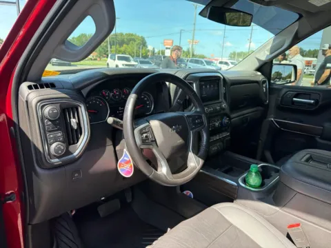 More photos of 2021 Chevrolet Silverado 1500 RST at Jerry Hunt Supercenter - Lexington, NC