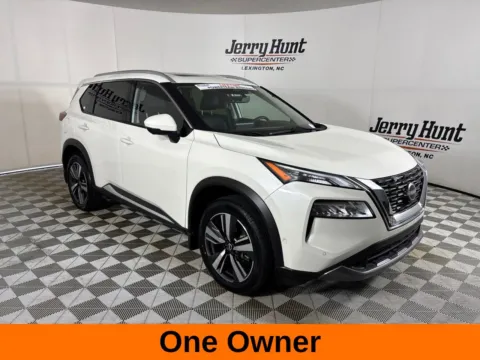 More photos of 2023 Nissan Rogue SL at Jerry Hunt Supercenter - Lexington, NC