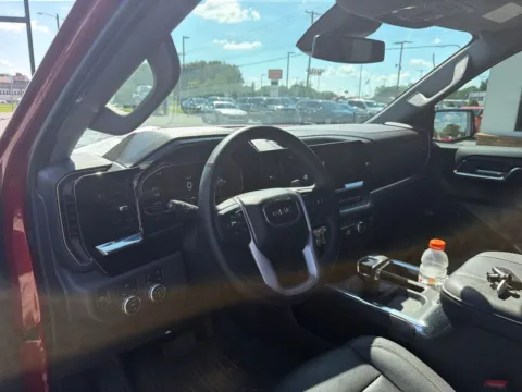 More photos of 2024 GMC Sierra 1500 SLT at Jerry Hunt Supercenter - Lexington, NC