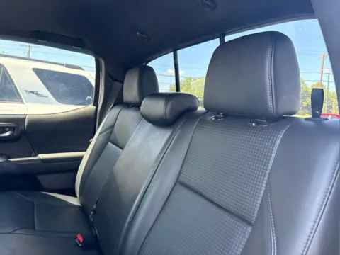 More photos of 2020 Toyota Tacoma TRD Sport at Jerry Hunt Supercenter - Lexington, NC