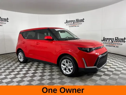 More photos of 2025 Kia Soul LX at Jerry Hunt Supercenter - Lexington, NC