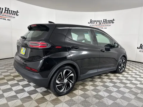 More photos of 2022 Chevrolet Bolt EV 2LT at Jerry Hunt Supercenter - Lexington, NC