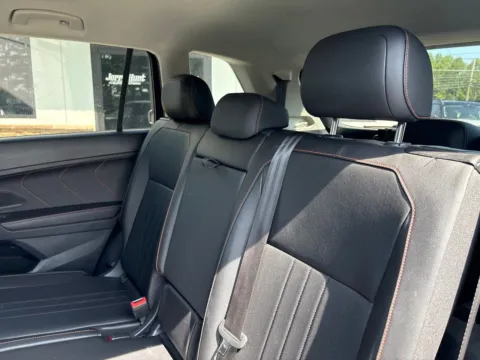 More photos of 2024 Volkswagen Tiguan 2.0T Wolfsburg Edition at Jerry Hunt Supercenter - Lexington, NC